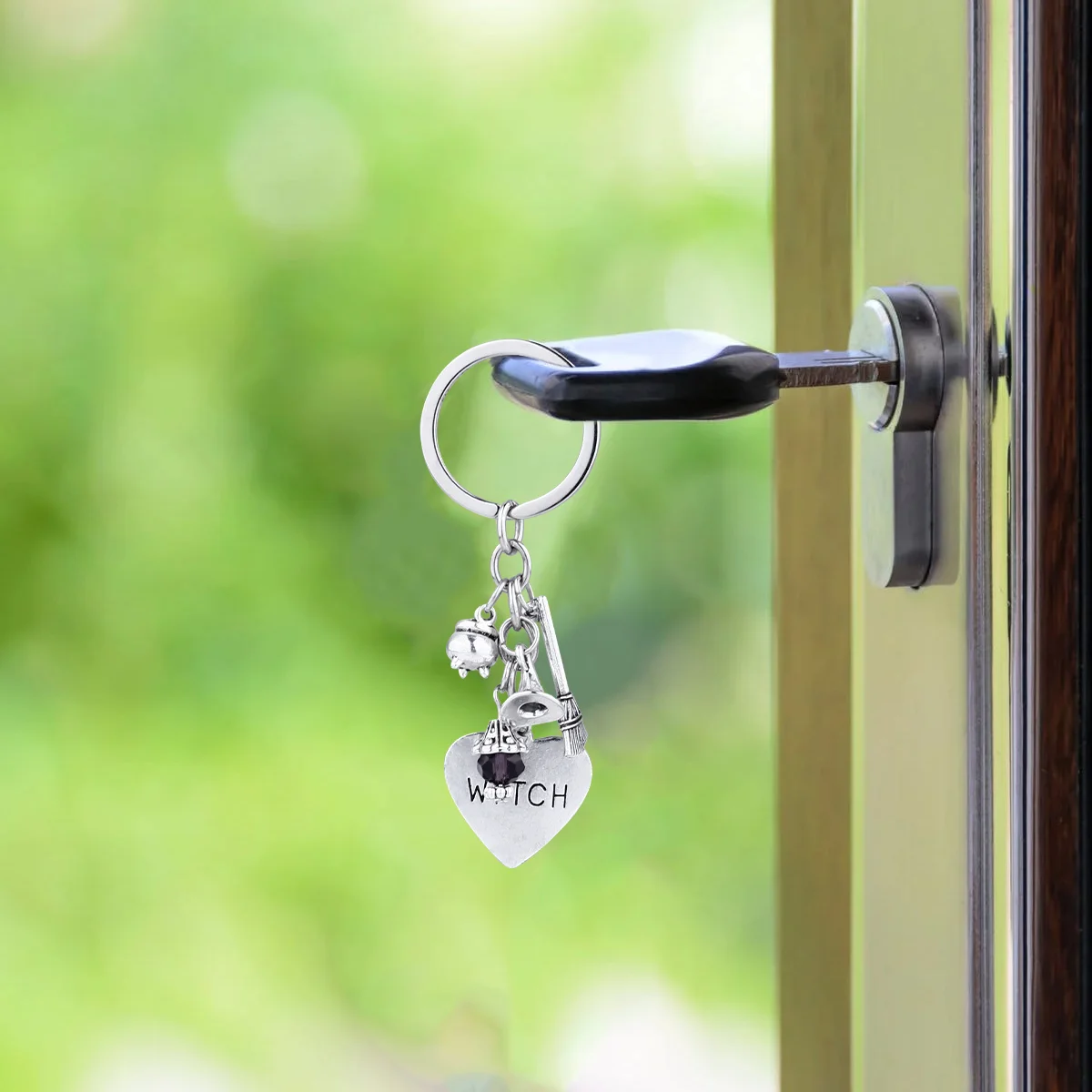 

Keychain Metal Witch Wizard Hat Charms Keyring Backpack Bag Hanging Pendant Ornaments Giveaways for Adults Kids Style 1