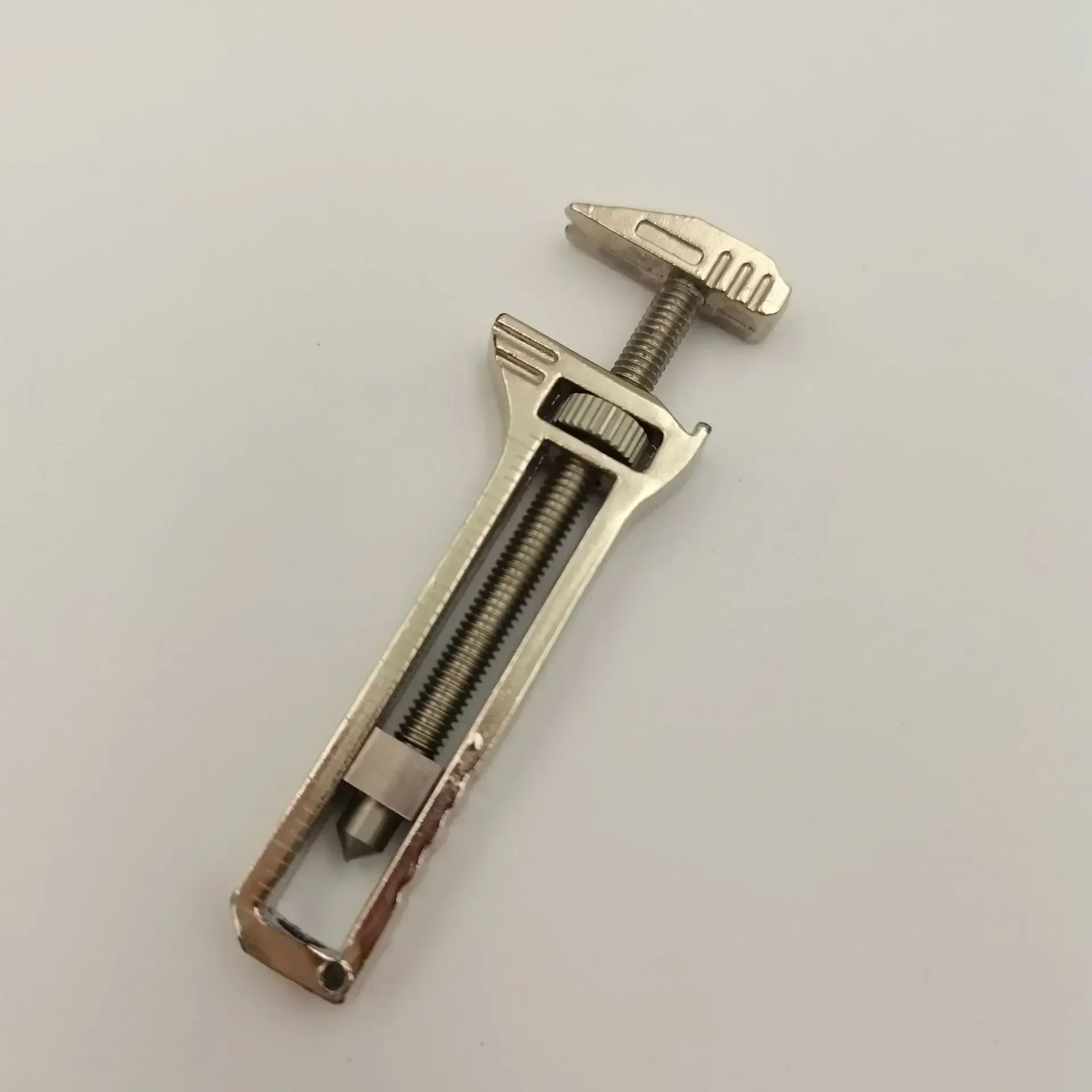 

MOONBIFFY Многофункциональный титановый гаечный ключ