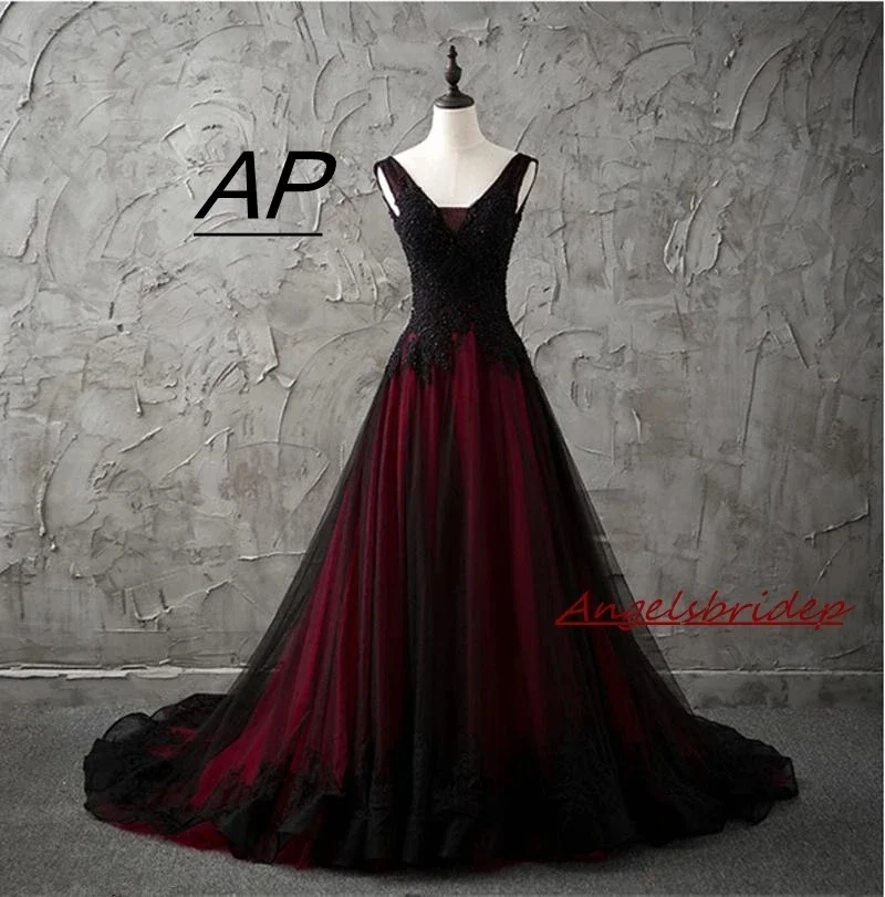 

Ball Gown Appliques Beads Quinceanera Dresses Sexy V-Neck Vestidos De 15 Anos Formal Black Robe De Soiree Birthday Party Gowns