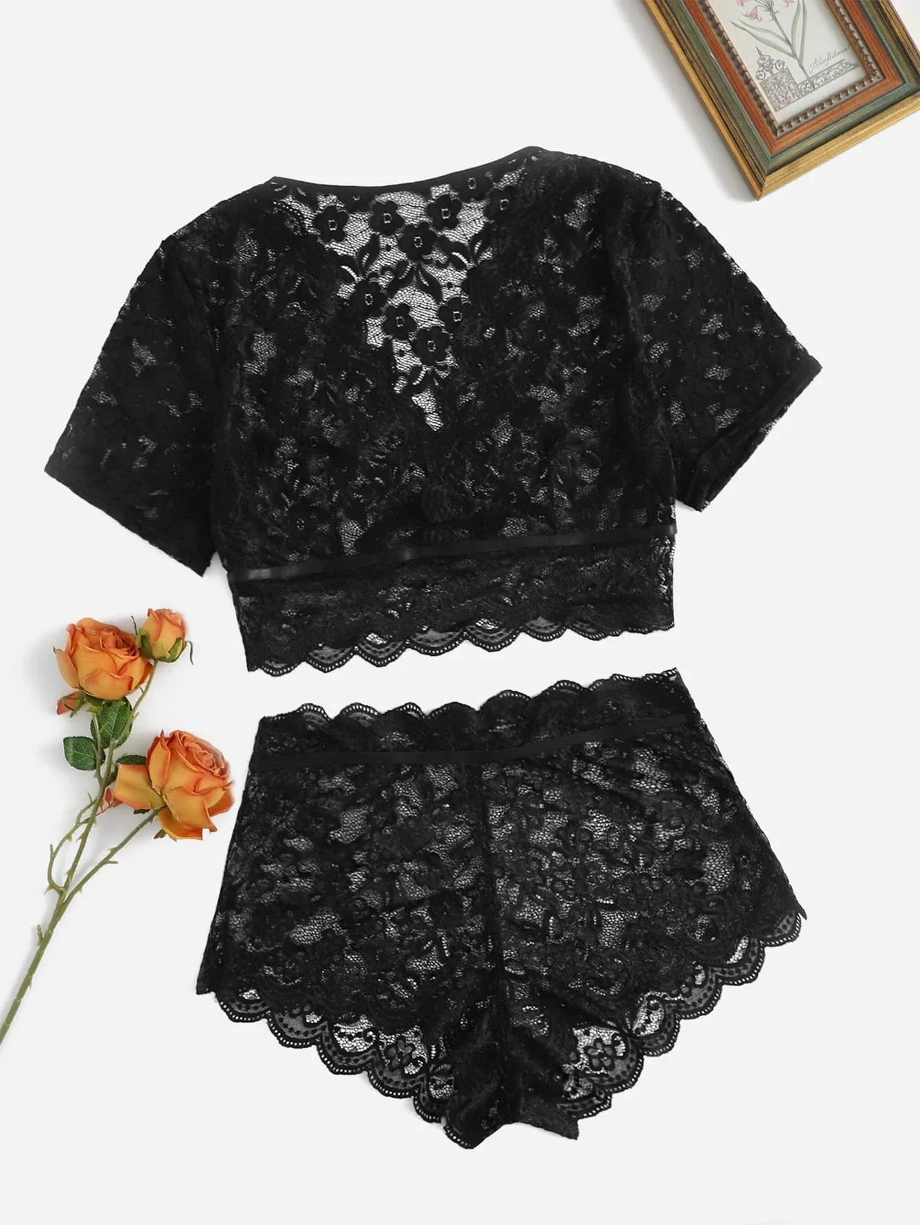 

Plus Floral Lace Scallop Trim Teddy Bodysuit