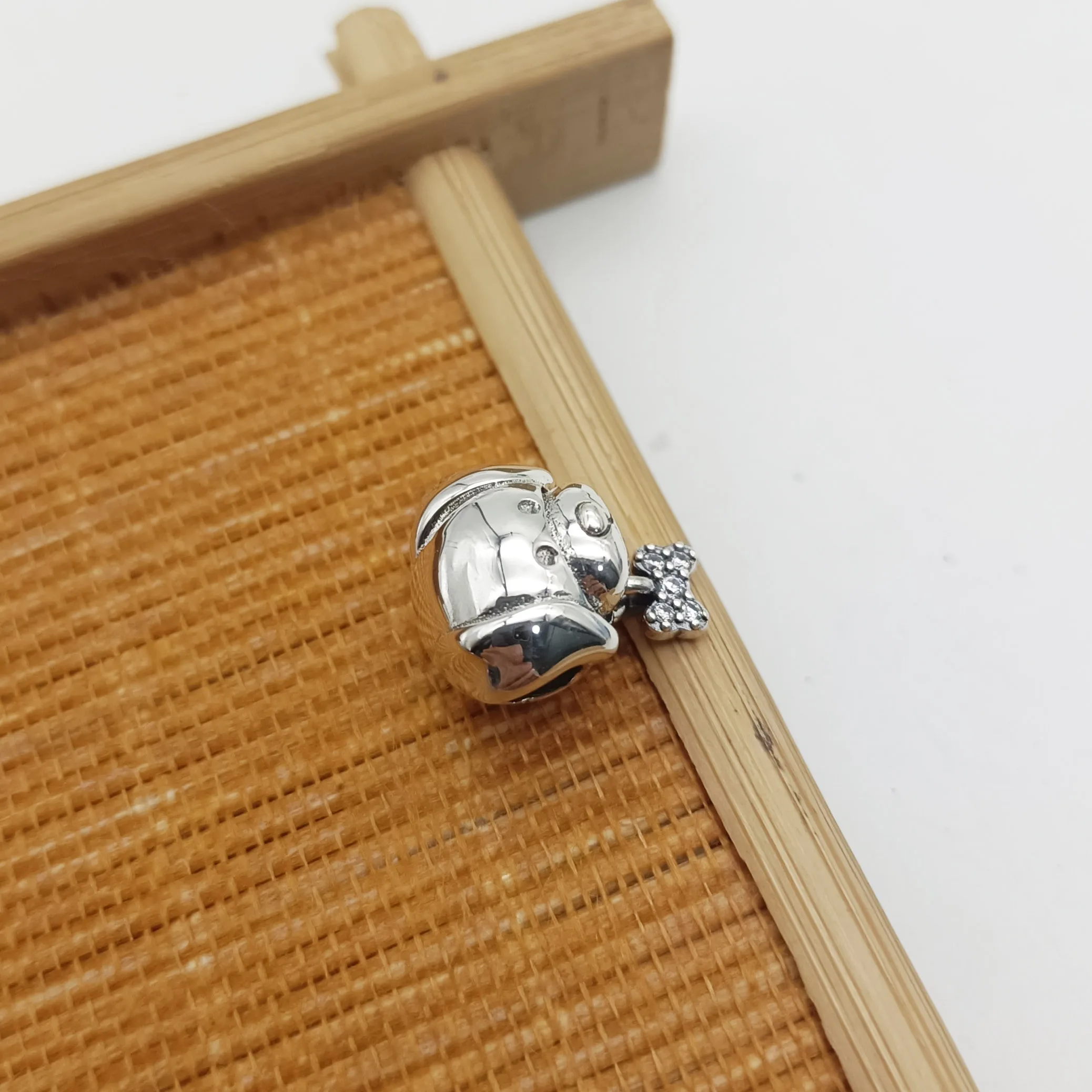 

Новинка 2022, Осенние ювелирные изделия, очаровательные модные бусины для домашних животных, милых щенков, собак, оптовая продажа с фабрики