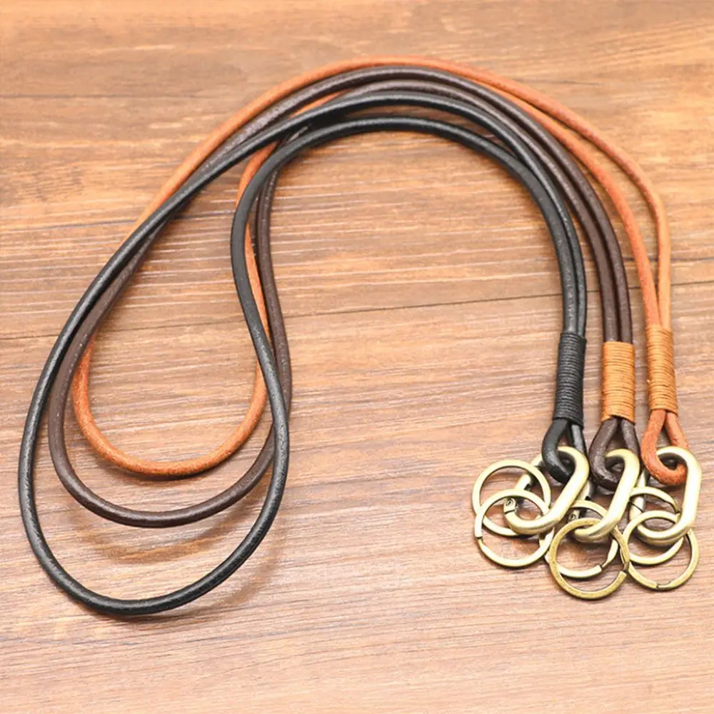 

Emergency Survival Backpack Self-Defense Lanyard Oval/Round Buckle Leather Paracord Keychain Key Ring Parachute Cord