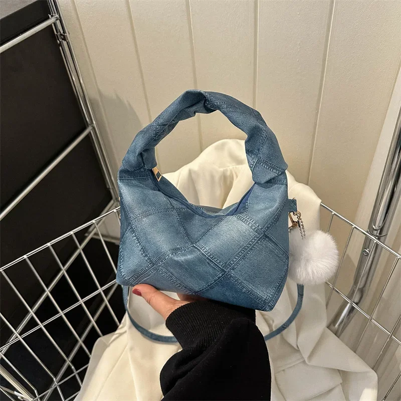 

Leatherpleated Small Bag for Women's 2023 Summer New Westernized One Shoulder Crossbody Bag with A Fresh Texture for Women's Bag