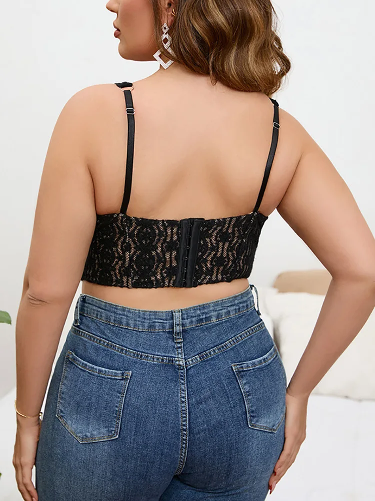 Рисунок 3 - Женская кружевная майка с открытой