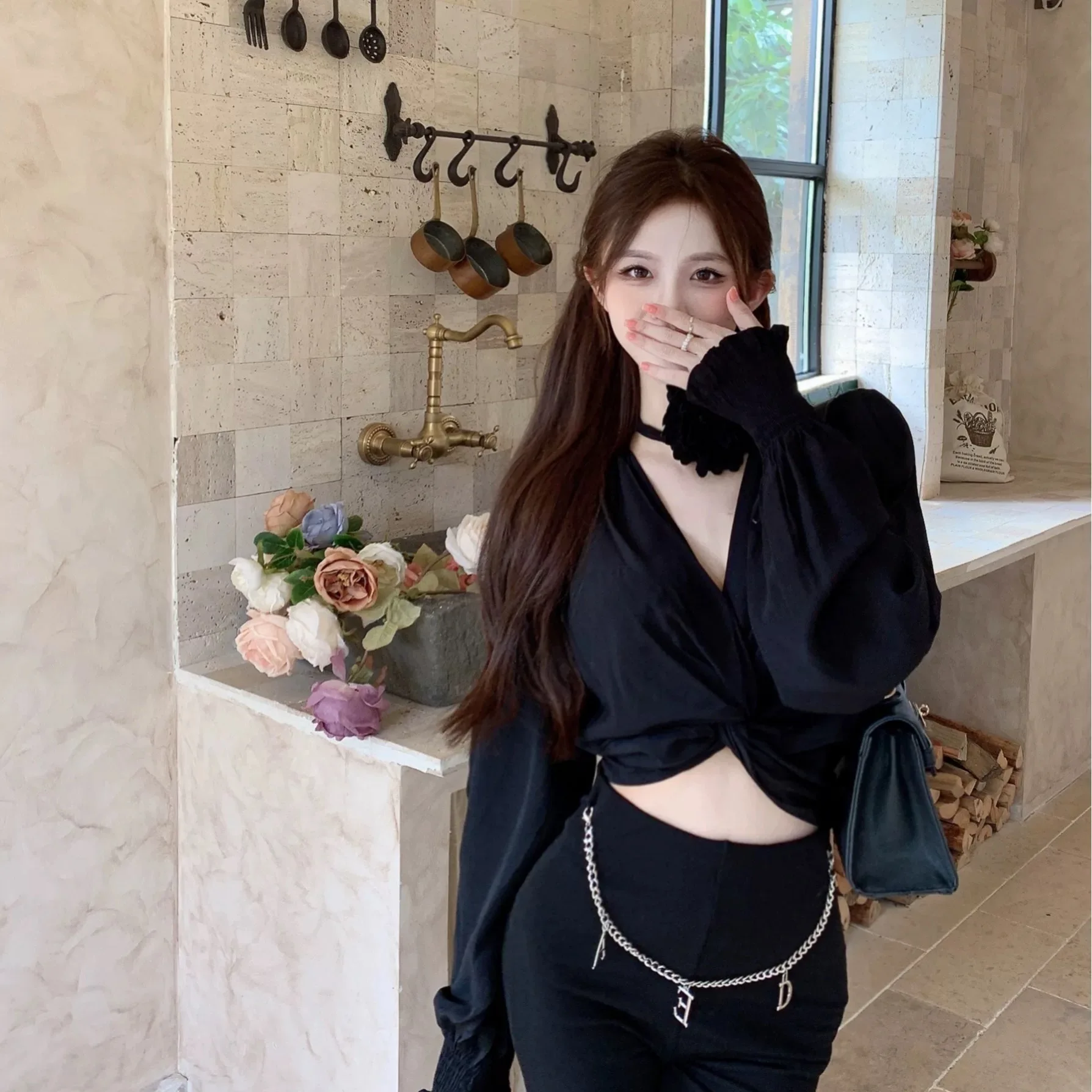 Французский крест с v-образным вырезом и пышными рукавами блузка женская