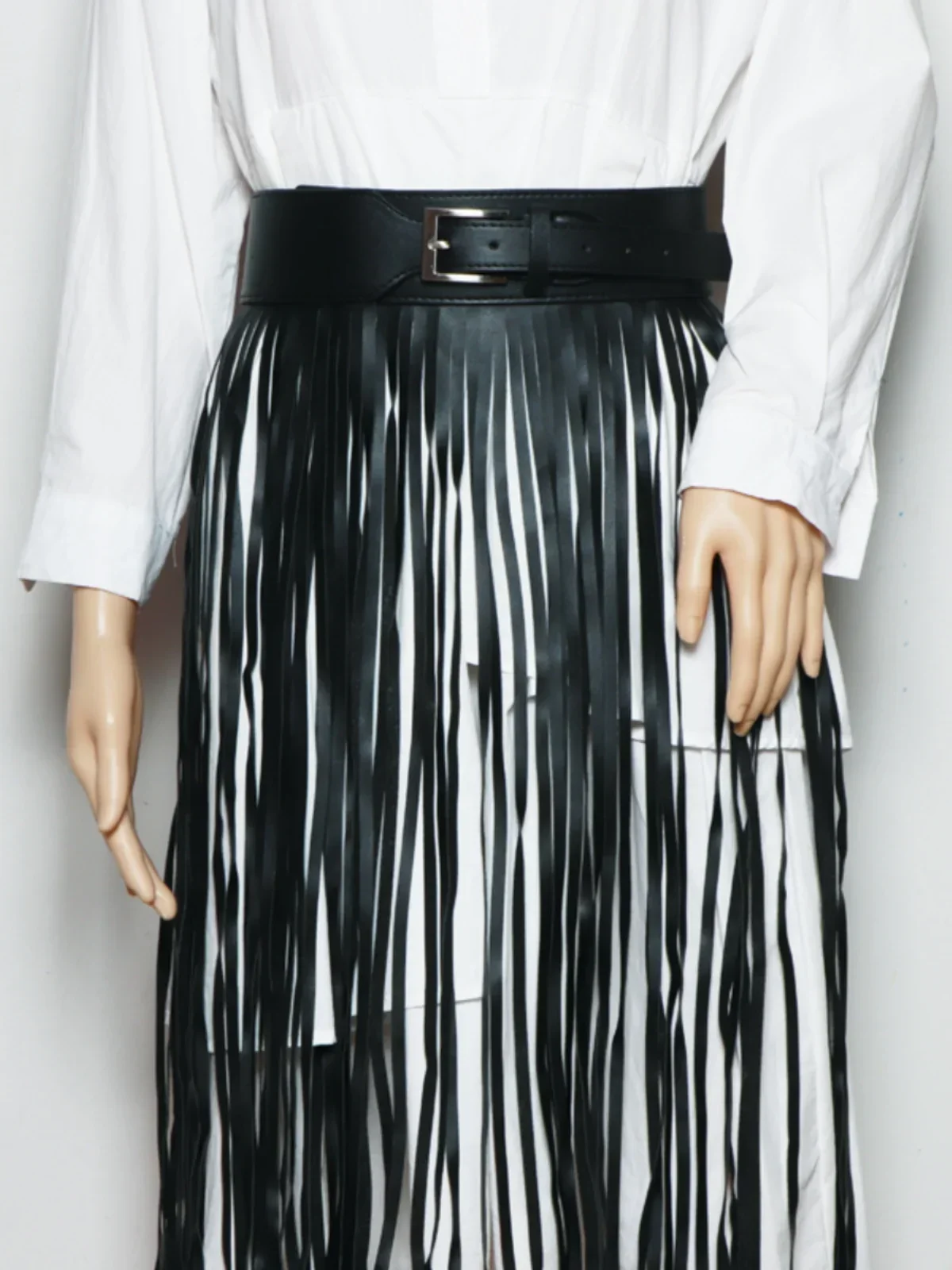 Женская готическая черная длинная юбка с кисточками