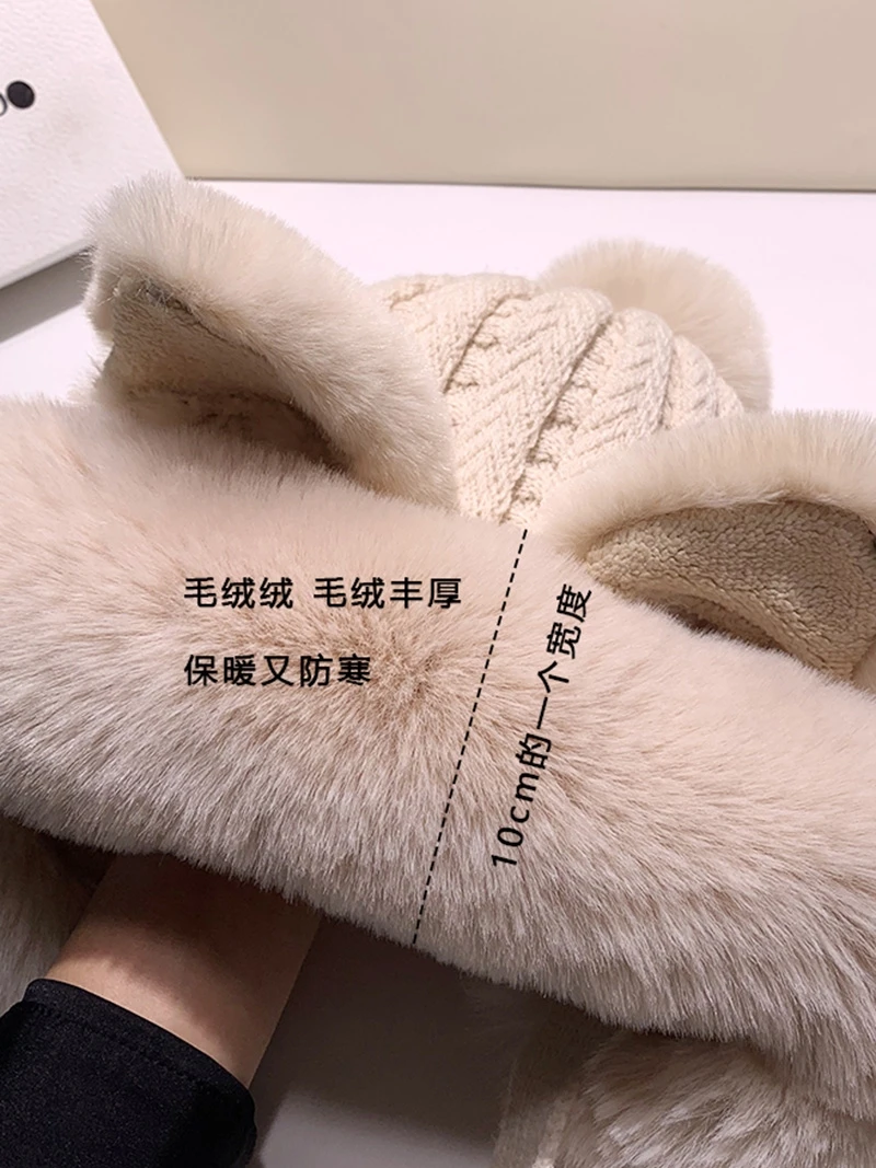 Женская Зимняя Шапка-бини из натурального кроличьего меха