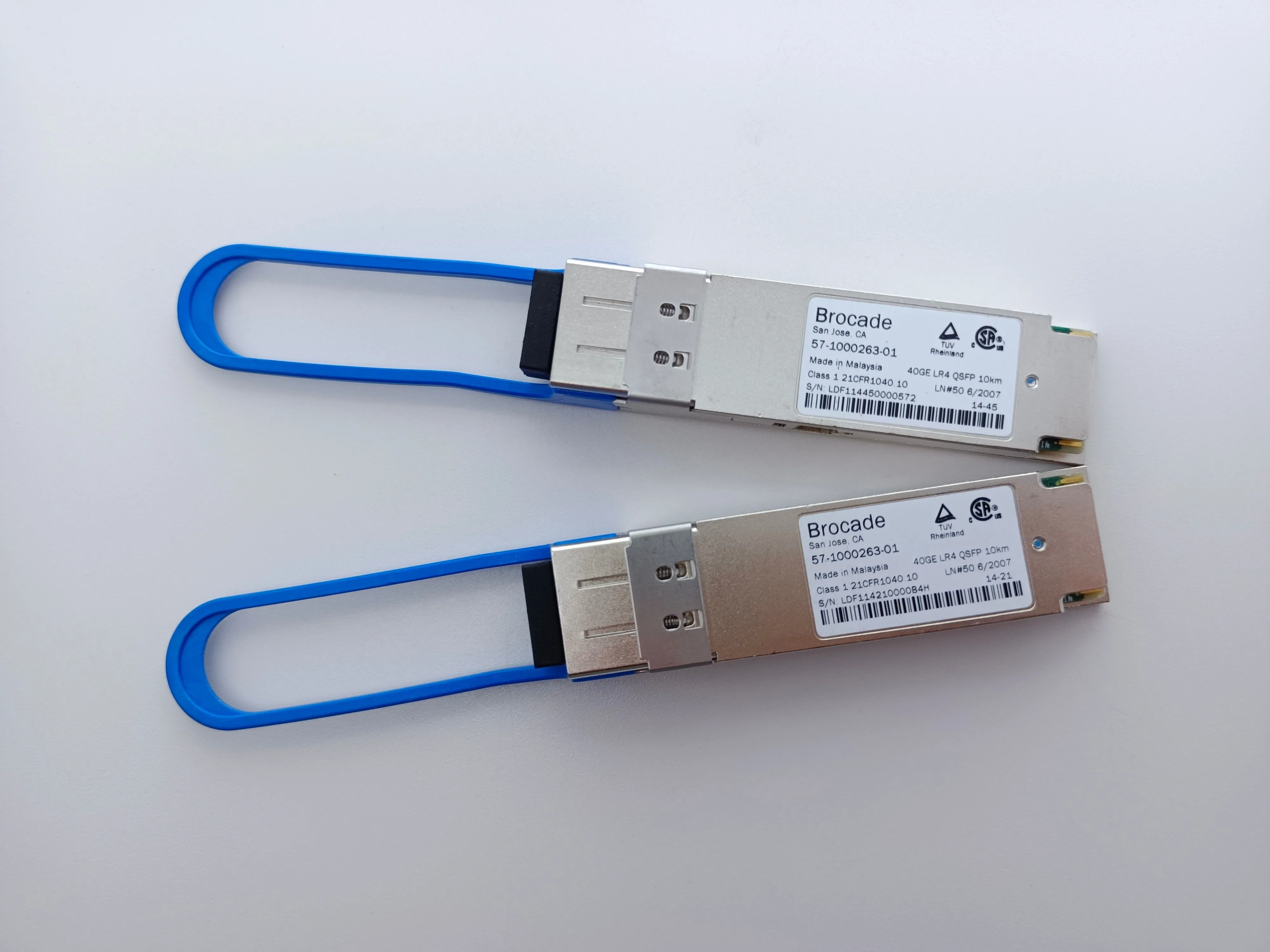 Парчовый трансивер QSFP 40G 10KM Оптическое волокно 57- 1000263 -01 40GE LR4 оптоволоконный