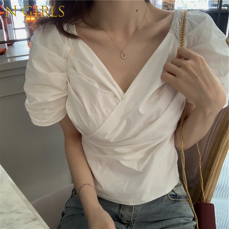 

N GIRLS Summer White V Neck Puff Sleeve Pleated Blouse Women Short Japan Style Retro Tops Slim Sweet Pullovers Plaid
