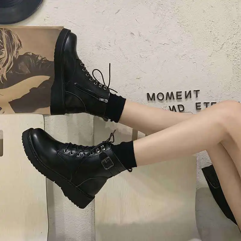 

Martin boots female British wind 2021 winter bao hou joker breathable small and thin thin boots flat students short boots