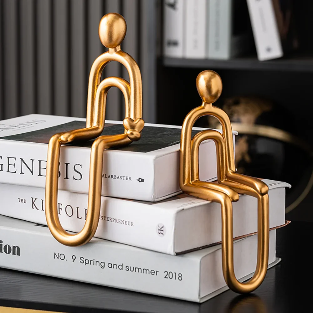 

Gift Sculptures Figurines for Interior Luxury Home Decor Figure Family Figure Statue Golden Sculpture Bedroom Office Bookshelf