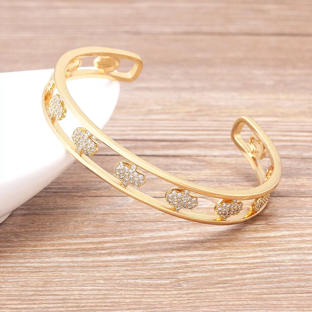 

Hot Sale Personalized Palm Shape Cuff Bangles For Women Girls Gold Zircon Bracelet Fine Party Wedding New Year Jewelry Gift