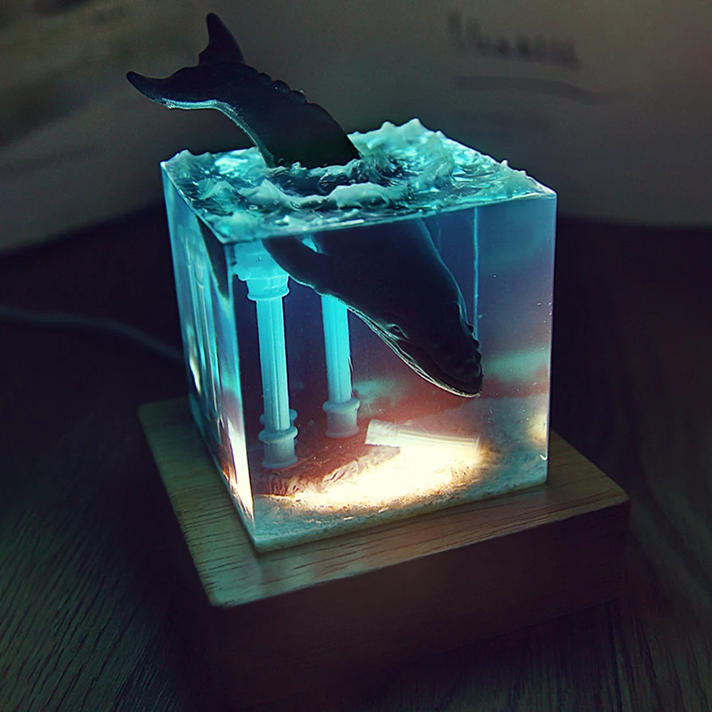 

Shark Diver Ocean Whale Decoration Home Desktop Lamp USB LED Night