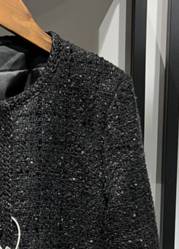 

2023 Spring and Summer New Tweed Sequin Belt Short Coat Women