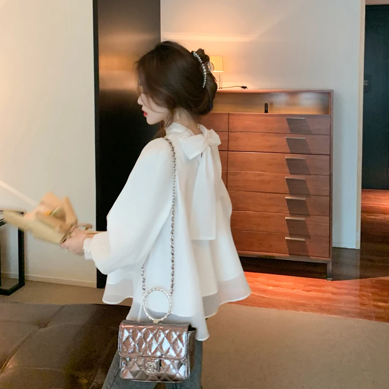 

Женская шифоновая блузка с бантом и рукавами-фонариками