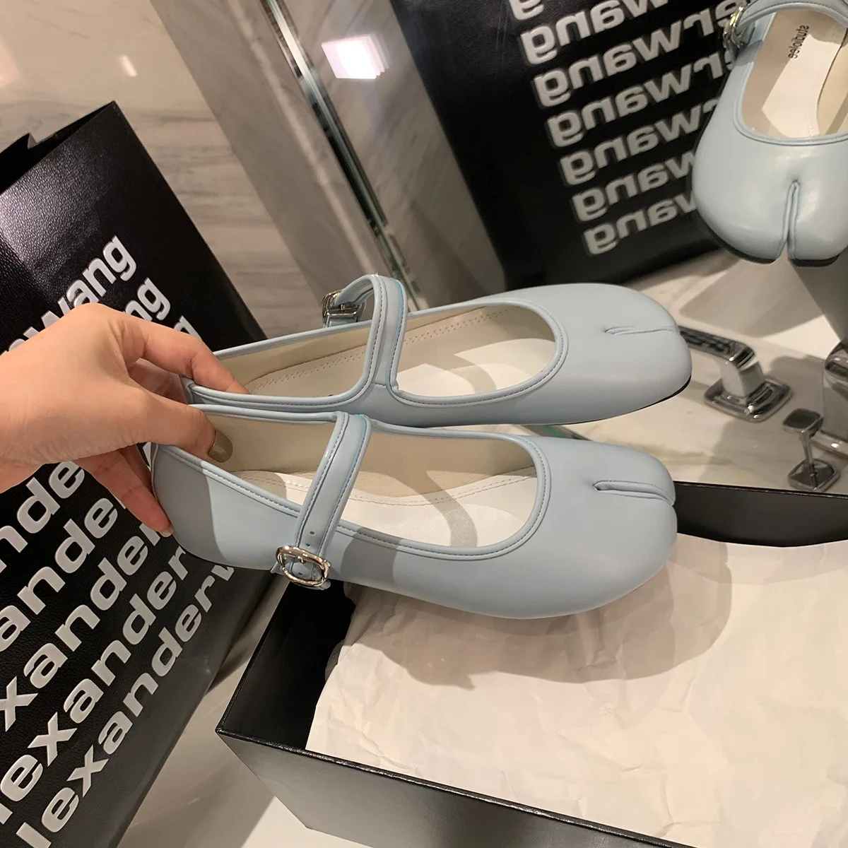 

Туфли женские кожаные на среднем каблуке, роскошные дизайнерские мюли, круглый каблук, мокасины в японском стиле, туфли-лодочки ниндзя, tabi