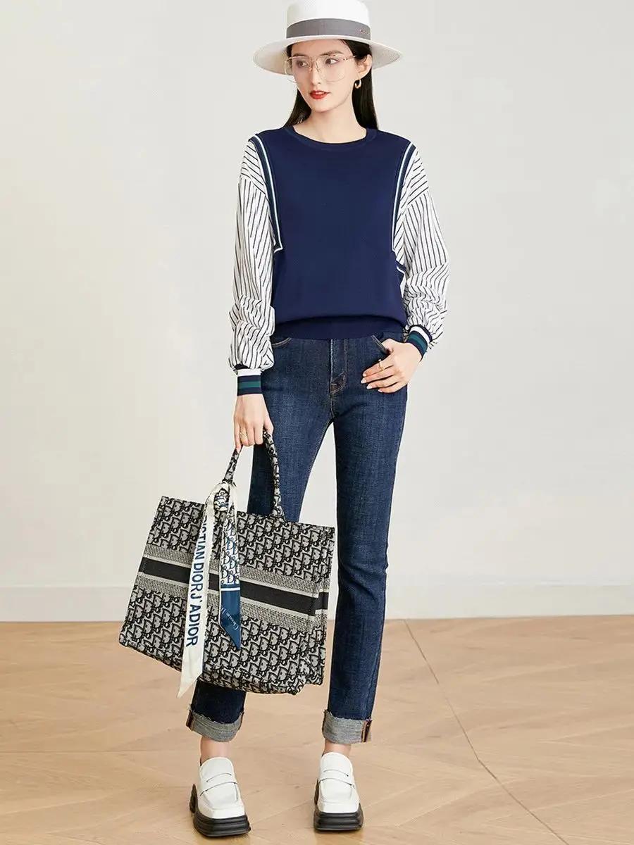 Женский трикотажный пуловер с круглым вырезом и длинным рукавом