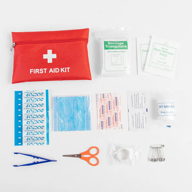 

Person Portable Outdoor Waterproof First Aid Kit For Family Or Travel Emergency Medical Treatment