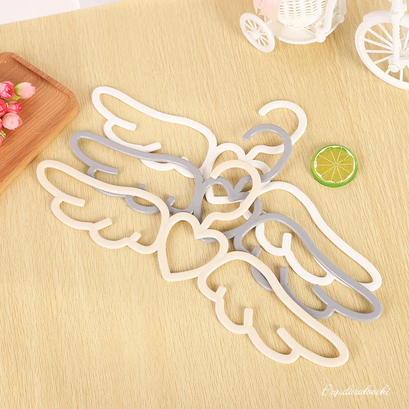 

10Pcs New Design Fly Angel Plastic Clothes Shirt Hanger, Cute Pretty Pink Loving Heart Scarf Underwear Hanger Rack