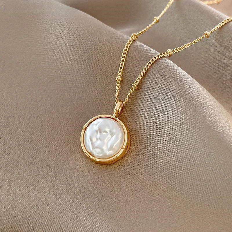 

Han Edition Baroque Abnormity Imitation Pearl Necklace Fashion Simple Geometric Collarbone Chain Round Pendant Women Present
