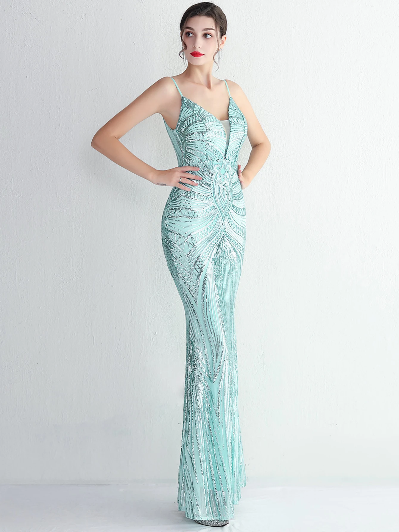 Сексуальное летнее платье макси с открытой спиной и блестками женская одежда