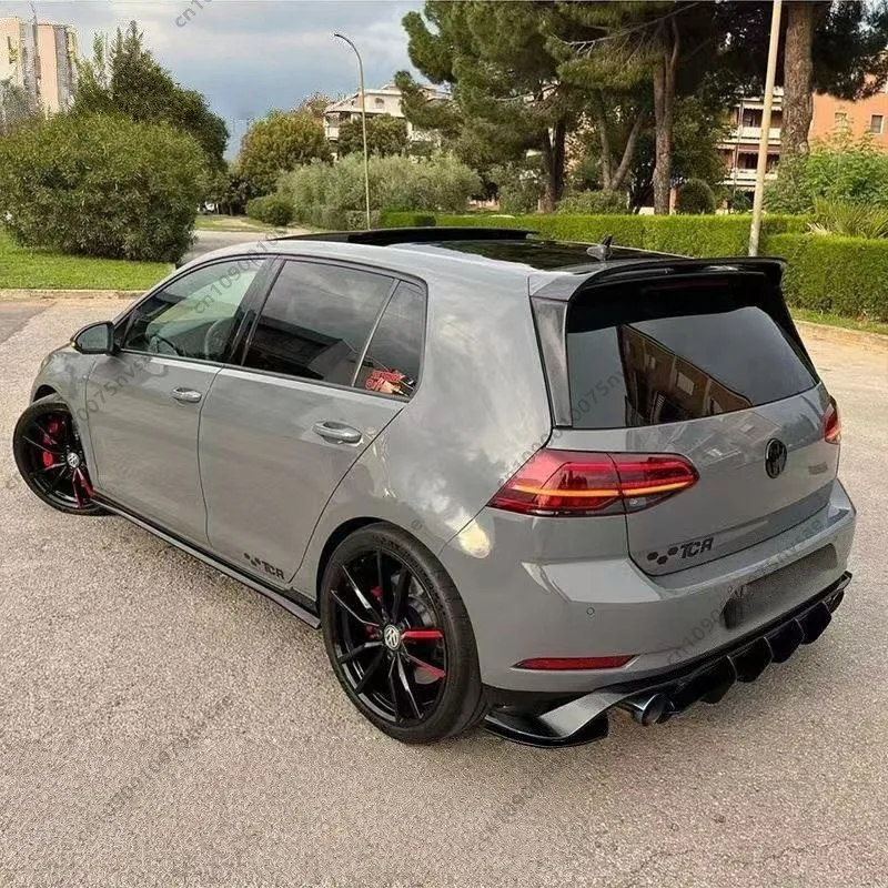 Фото Для VW Golf Mk7.5 GTI TCR 2017-2020: Задний боковой диффузор Maxton Style (только левая+правая стороны), спойлер-сплиттер №2