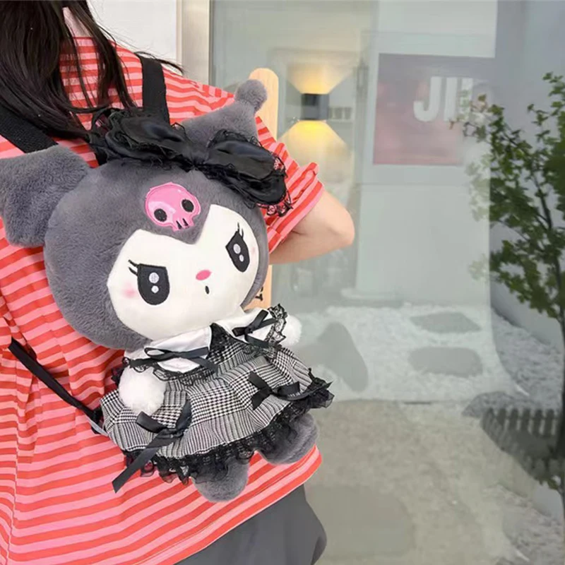 

2023 Peluches Toys Bag Kuromi Kawaii Girl Anime Figure Backpack Cartoon Cute Sanrio Girls Christmas Gift Nice Plush Doll Bags