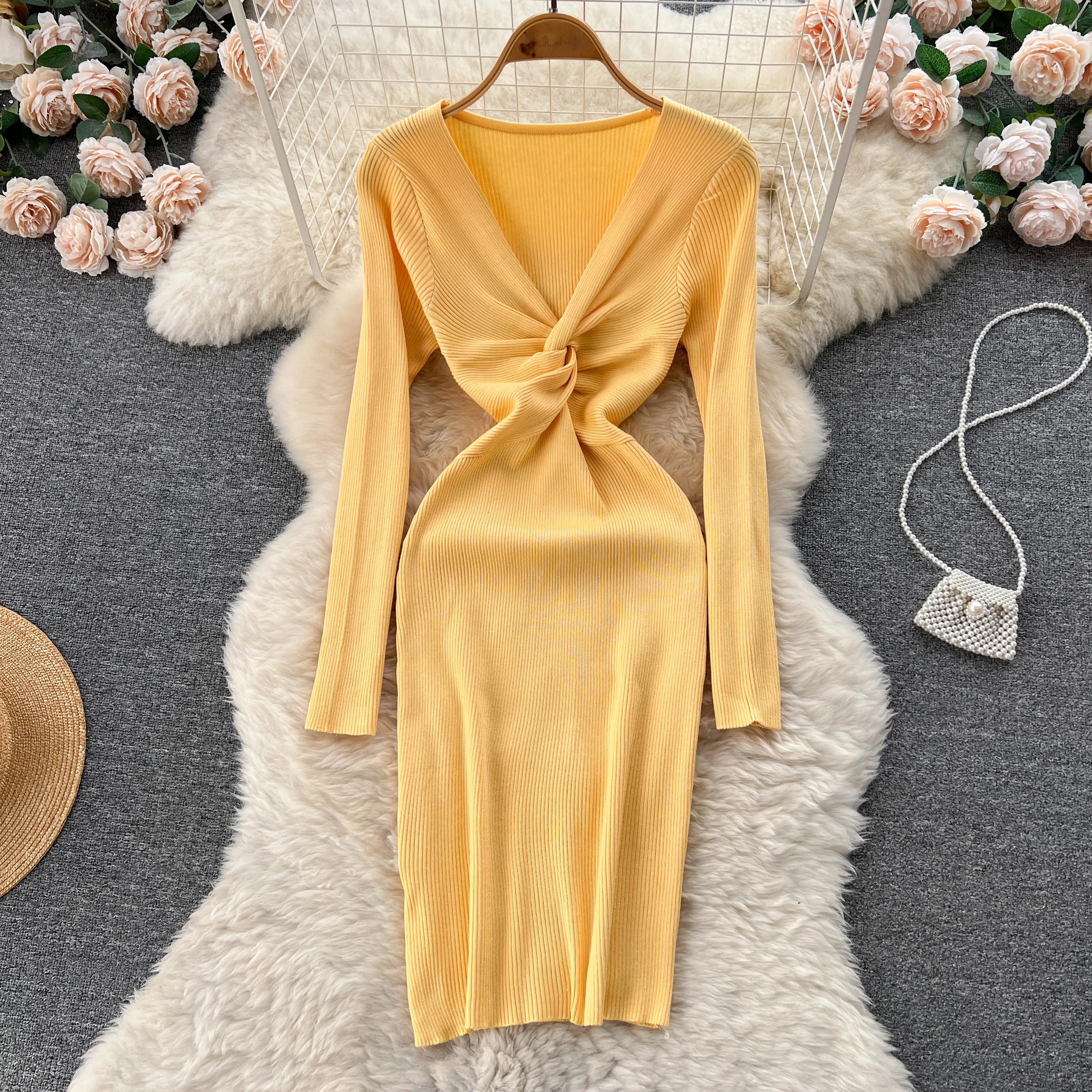 

Sexy Knit Dress 2022 Autumn V Neck Long Sleeve Skinny Temperamant Female Drawstring Elastic Party Midi Dresses