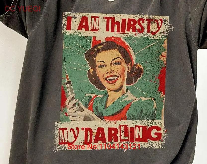 Ретро футболка медсестры-вампир 1950-х годов в винтажном стиле со шприцем на