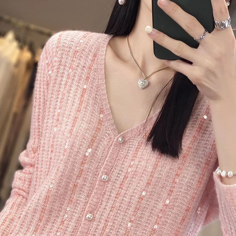 Женский трикотажный кардиган с V-образным вырезом длинным рукавом