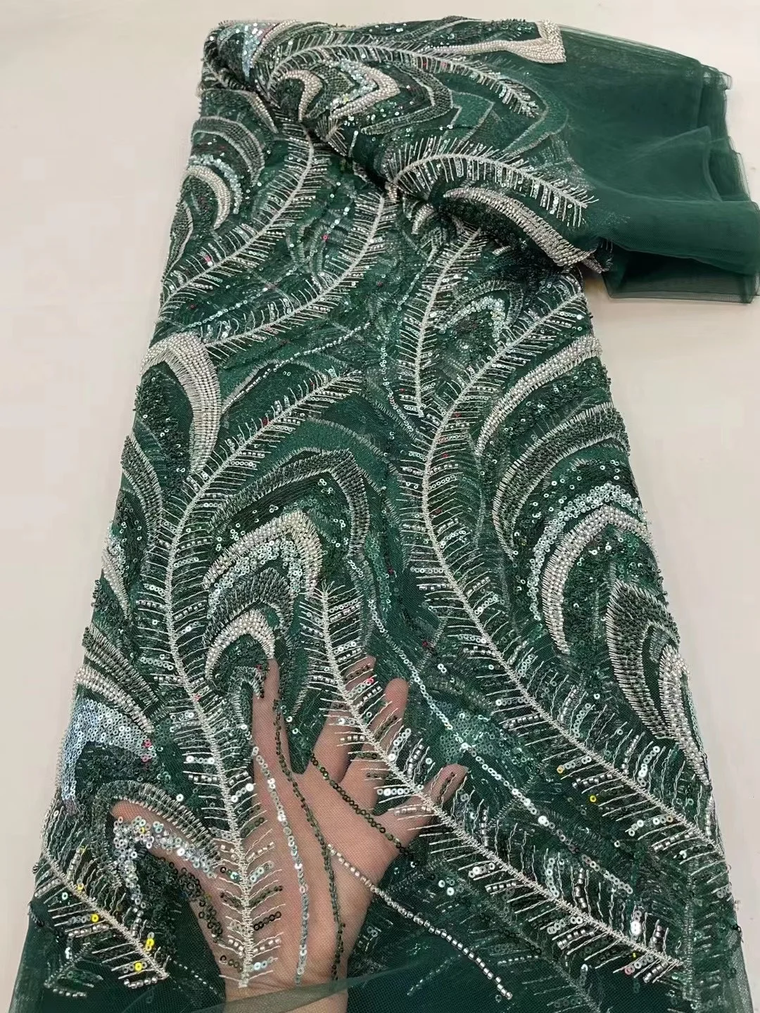 

2022 GREEN Latest Luxury Classic Elegant Embroidery french lace fabric Sequin beads lace Fabric For Wedding Party Dress