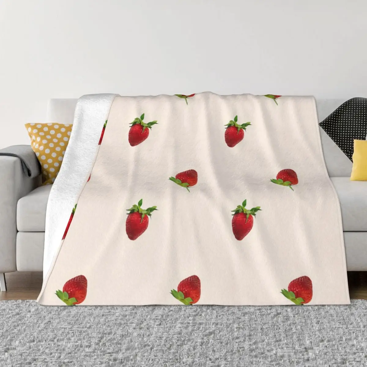 

Strawberry Pink Cute Plaid Blanket Warm Cozy Anti-pilling Flannel Throw Blankets for Durable Long-Lasting Home Decor