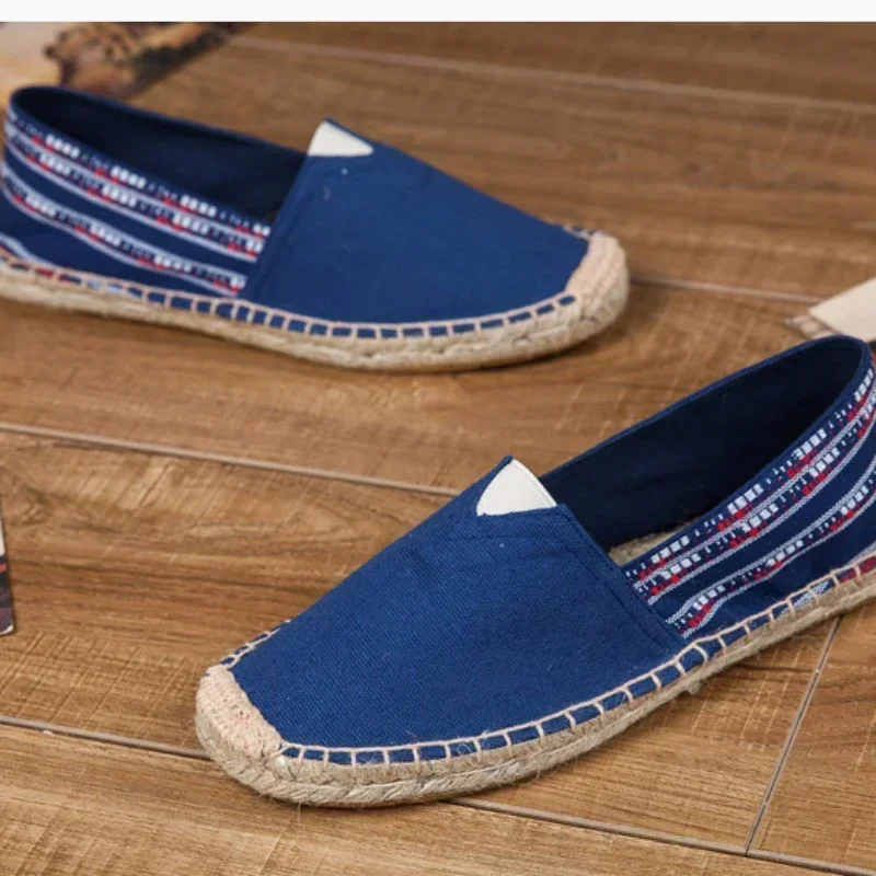 Дышащая повседневная обувь без шнуровки для мужчин и женщин Qaawal