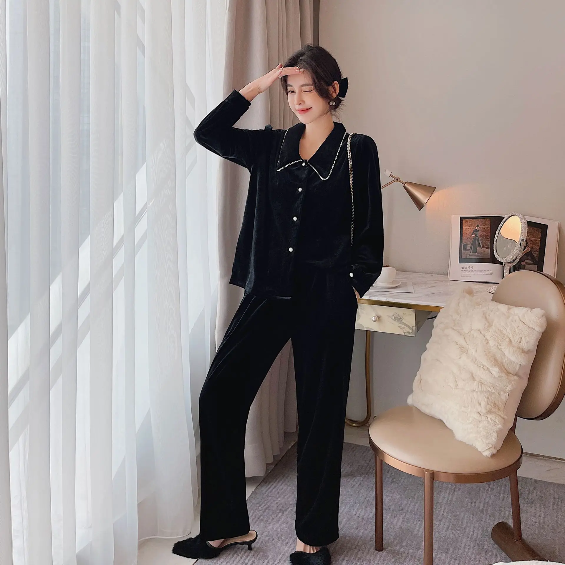 Autumn Winter Women Velvet Two-Pieces Outfits Pajamas Long-Sleeve Warm Sleepwear Set Female Pyjamas Set For Winter Elegant