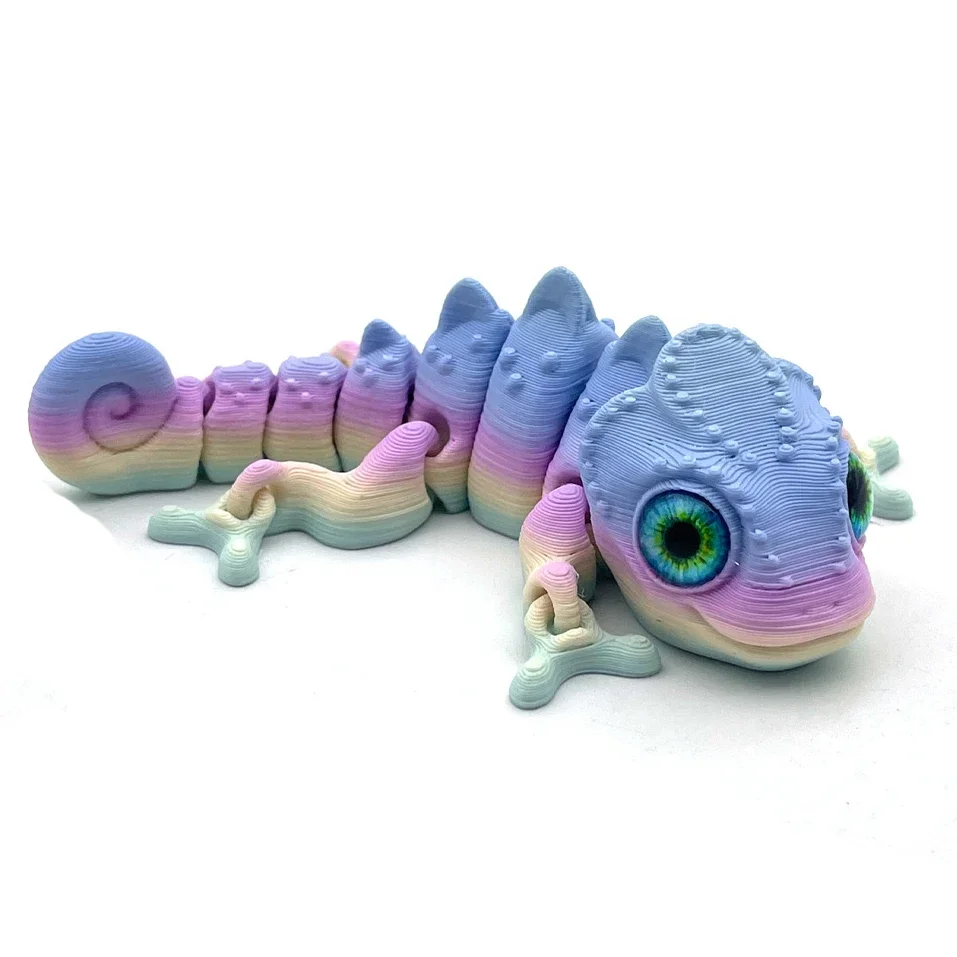 

Пластиковая статуэтка хамелеона