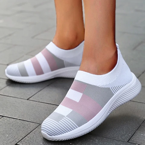 Кроссовки женские дышащие спортивные, повседневная обувь на плоской подошве, эластичные, разные цвета, для летнего сезона