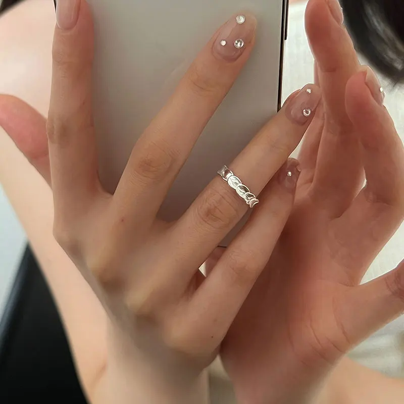 

Женское круглое кольцо из серебра 100% пробы, с геометрическим дизайном