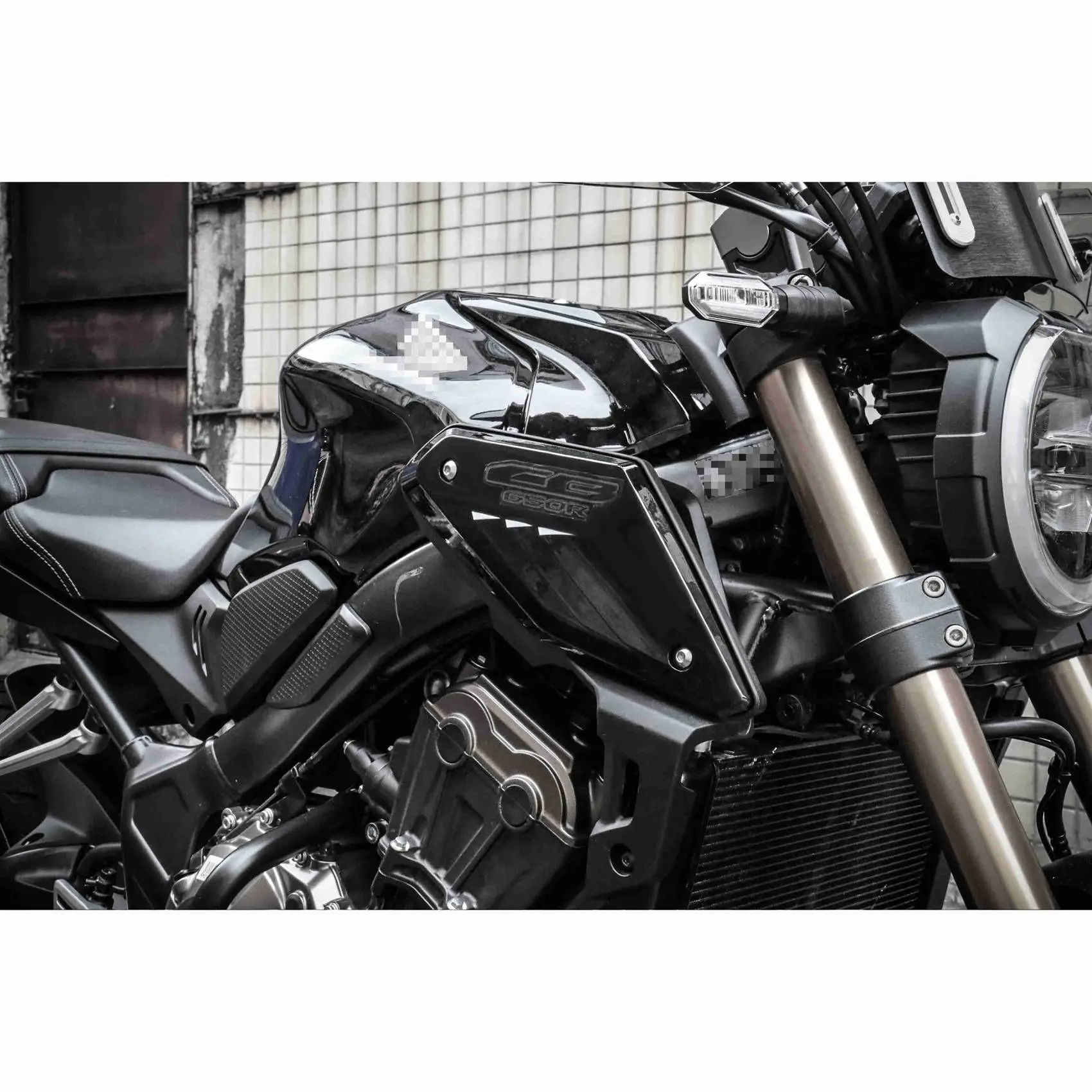 Глянцевая черная Защитная крышка для боковой панели мотоциклетной рамы