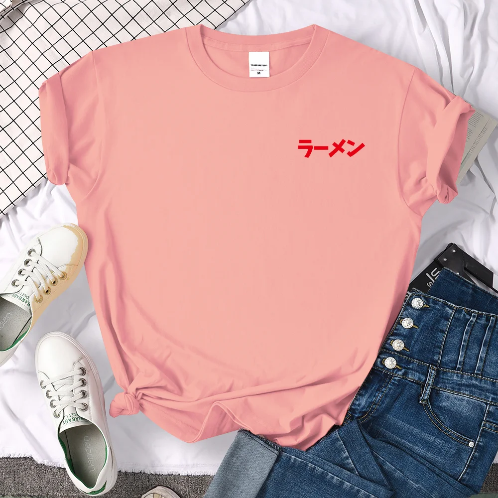 

Red Japanese Text Womans T-shirts Manga Tshirt Travering Fit Cartoons Women T-shirt