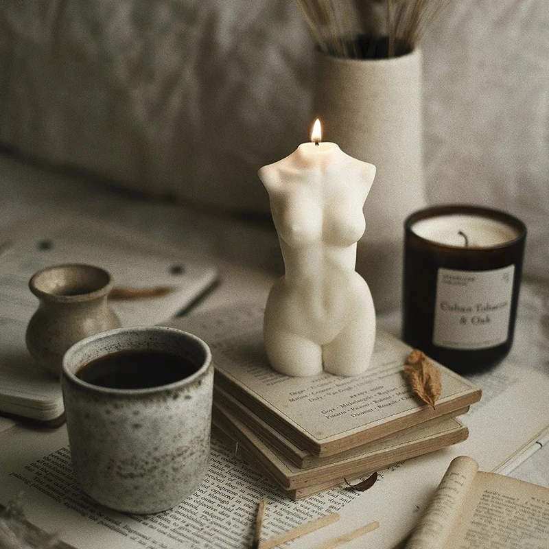 

Modern home decorative centerpiece figured body candles scented creative woman body aromatic candles interior candle for decor