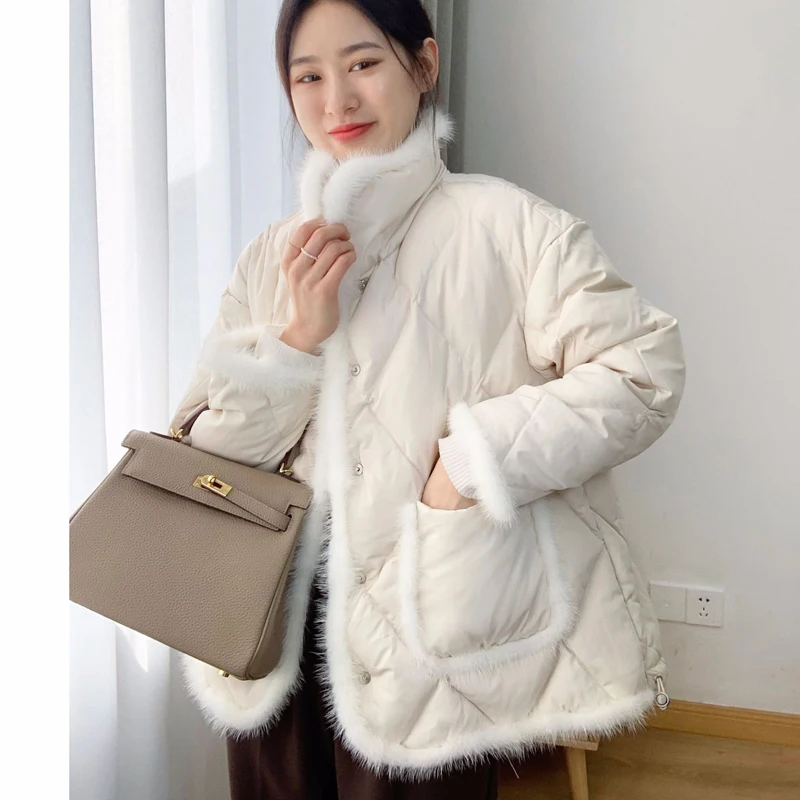 

Женское однобортное пальто, элегантное короткое пальто из 90%-го белого утиного пуха с отстрочкой из меха норки, трапециевидной формы