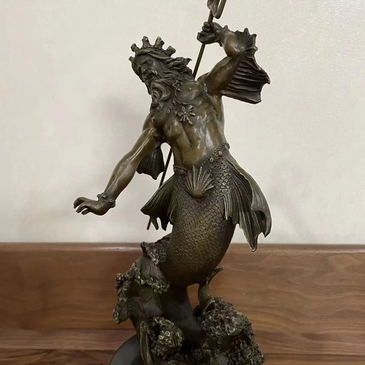 

Бронзовая скульптура Poseidon, 31 см, мифологическая статуя Нептуна, древний греческий бог моря, статуэтка для украшения дома и офиса