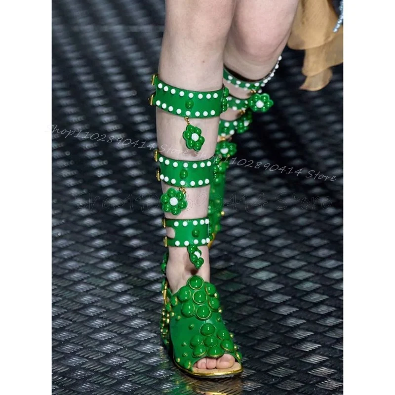 Сандалии женские с круглыми заклепками ботинки без застежек на тонком высоком