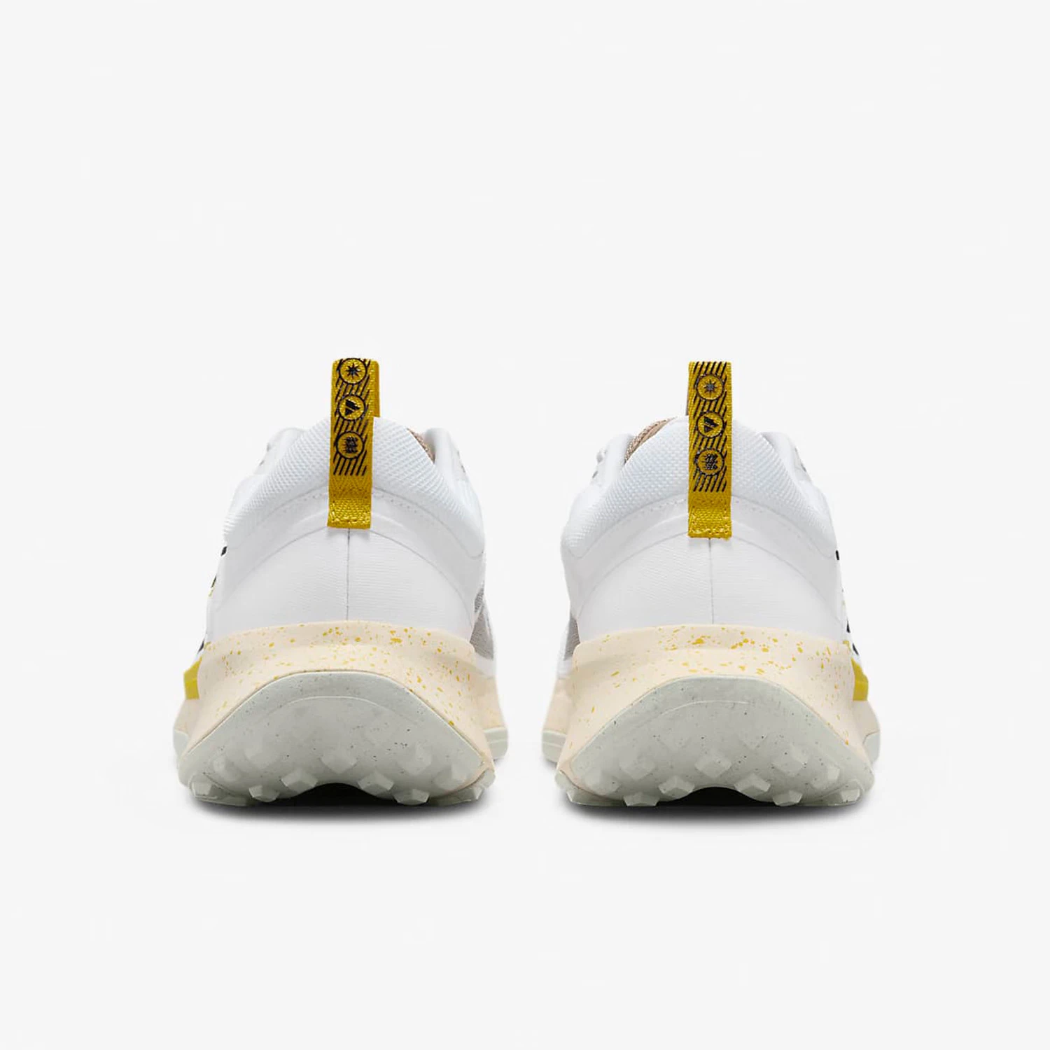 Мужские кроссовки Nike Juniper Trail 2 низкие для бега по бездорожью