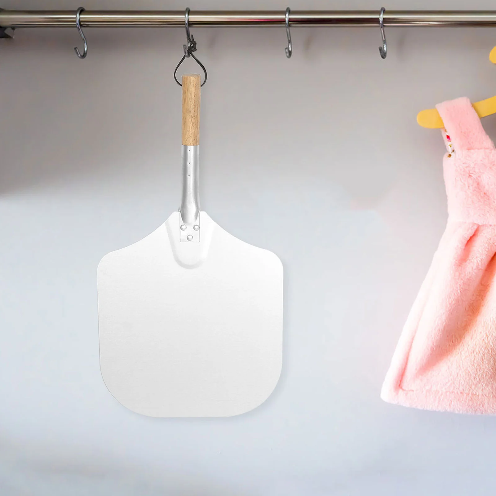 

1pc Lightweight Space- saving Convenient Practical Pizza Server Pizza Pancake Transfer Tool