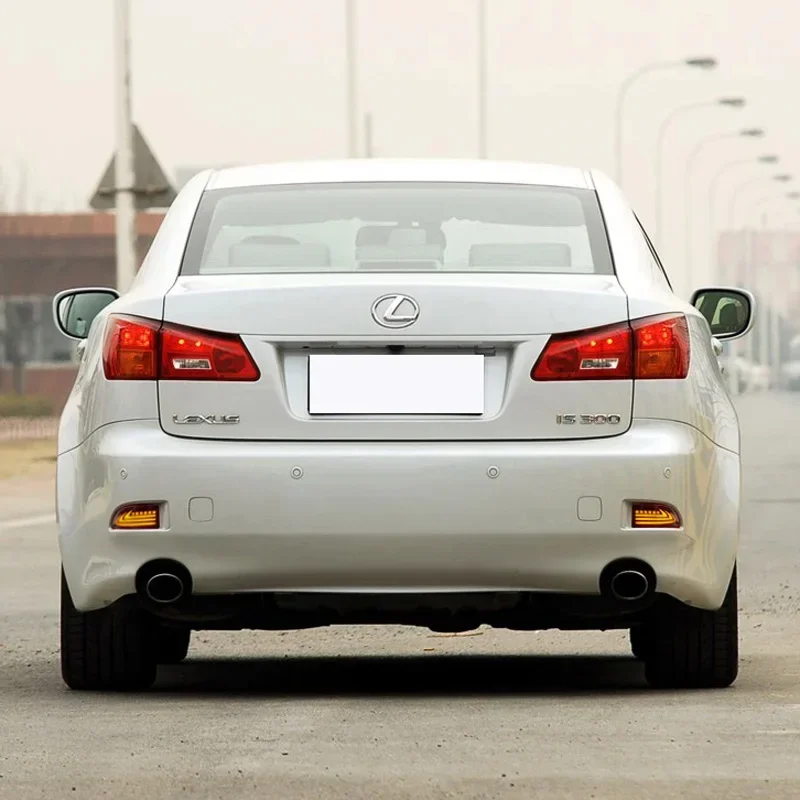 Зеркальный отражатель для заднего бампера Lexus IS250 IS300 IS350 2006-2012 3 в 1