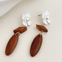 allnewme wholesale 2 colors wood dangle earrings for women female white khaki color flower pearl statement earring brincos 2022