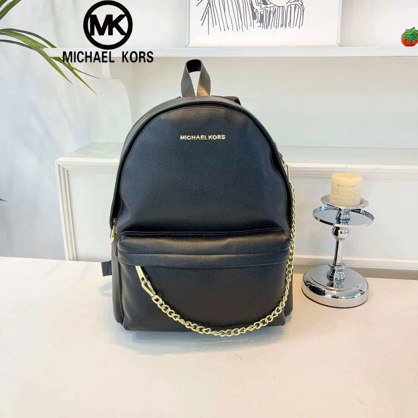 Фото Коллекция женских сумок Michael Kors 2026: Новая модная модель Slater Medium – повседневный рюкзак для путешествий и сумка через плечо №2