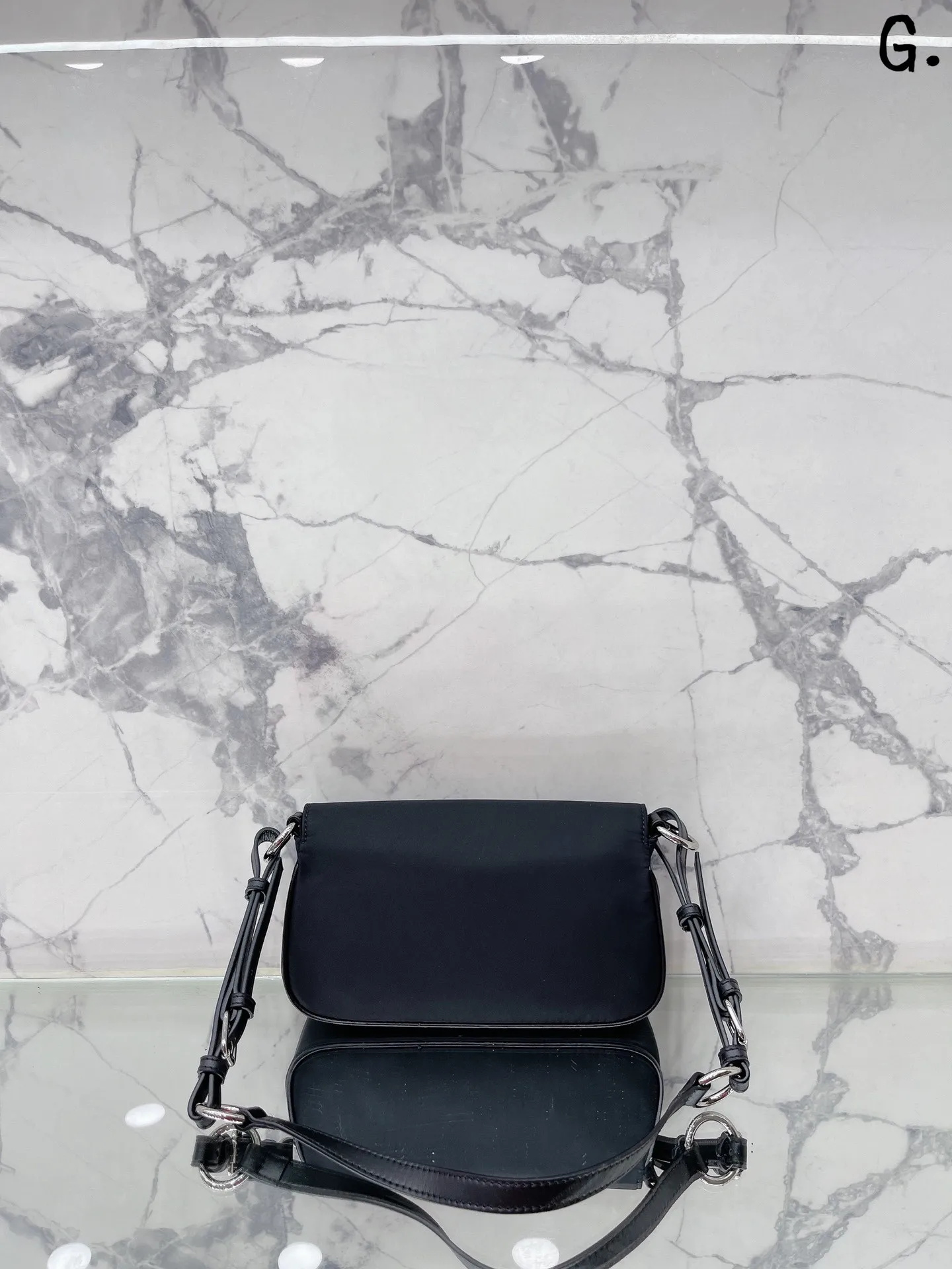 New Korean leather small bag chain small square bag mobile phone bag single shoulder diagonal cross bag retro simple small bag