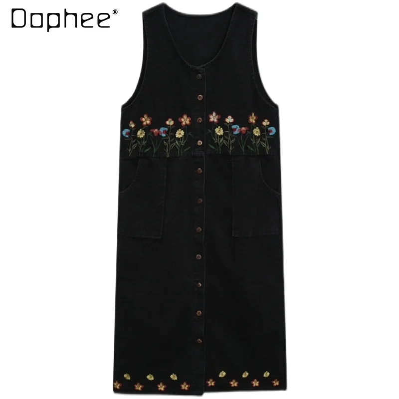 

Винтажное свободное джинсовое платье средней длины без рукавов на бретелях Новинка весна-лето 2022 модные женские платья с вышивкой на брете...